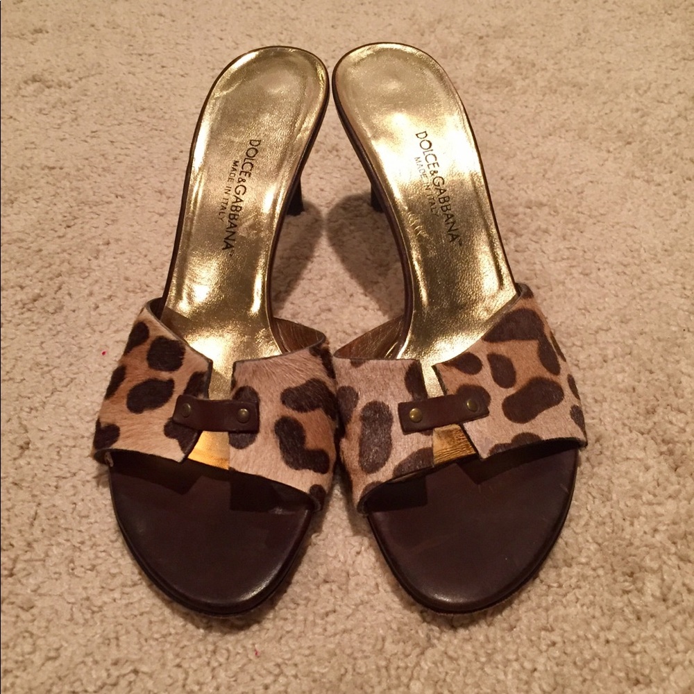DOLCE & GABBANA LEOPARD PRINT PONY HAIR MULES